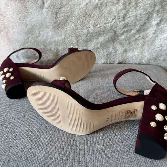 Stuart Weitzman suede heels. - Picture 5 of 5